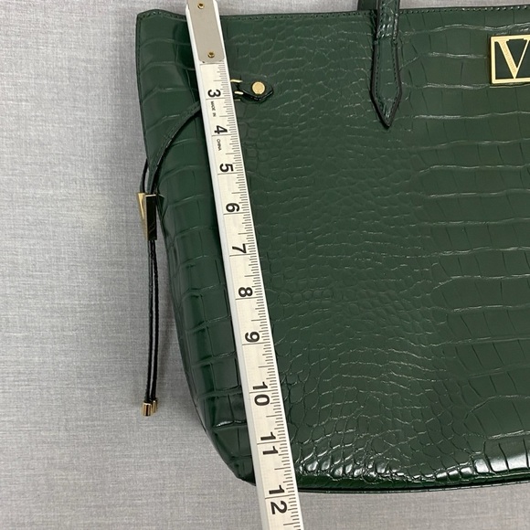 Victoria's Secret Carryall Tote Bag in Green Crocodile - Picture 9 of 10